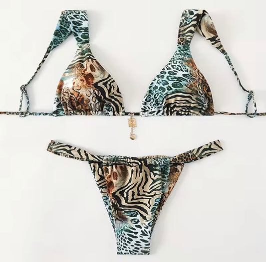 Bikini tiger fantasy